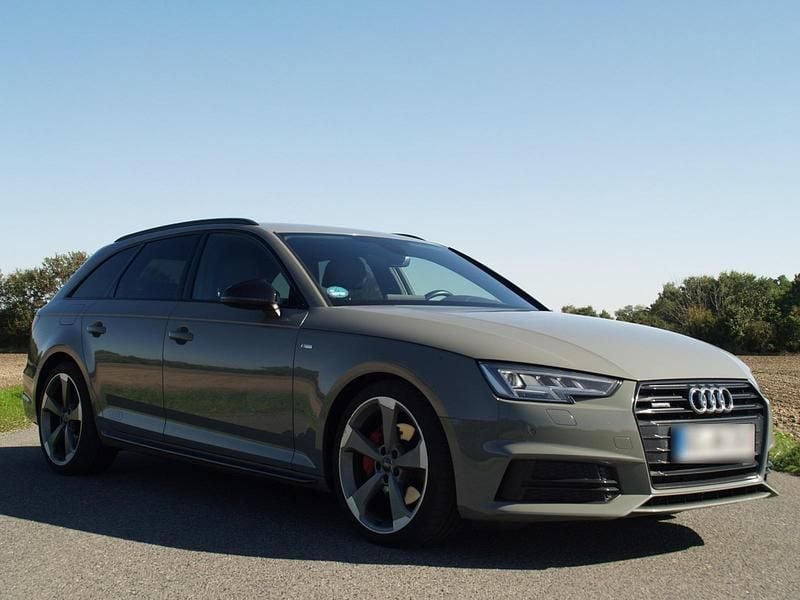 Gebraucht Audi A4 S-Line 191 PS (140 kW) 2017 Grau Kombi