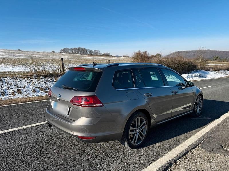 Gebraucht VW Golf VII Highline 150 PS (110 kW) 2014 Andere farben Kombi