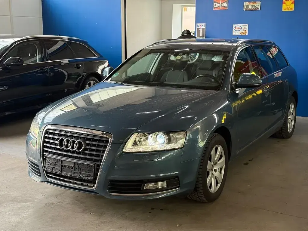 Gebraucht Audi A6 Advanced 170 PS (125 kW) 2011 Blau Kombi