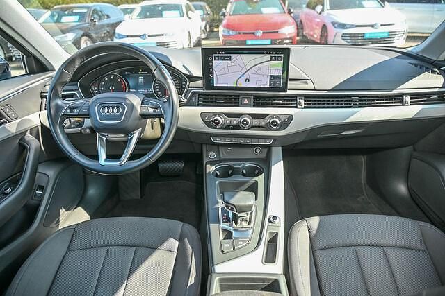 Gebraucht Audi A4 Advanced 204 PS (150 kW) 2021 Blau Kombi