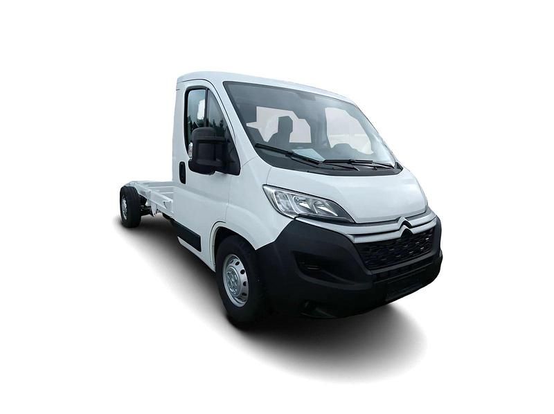 Weiss Gebraucht 2022 Citroën Jumper Van / Kleinbus | 47.658 € - Bild 1/4