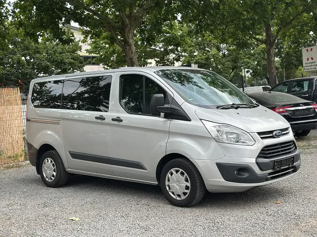 Gebraucht Ford Transit Trend 105 PS (77 kW) 2018 Weiß Van