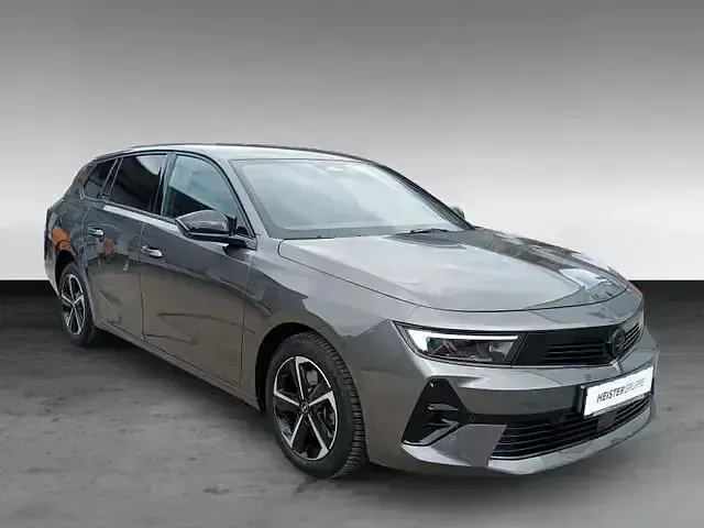 Gebraucht Opel Astra 131 PS (96 kW) 2025 Lackierung platiniumgrau/typ au (metallic) Kleinwagen