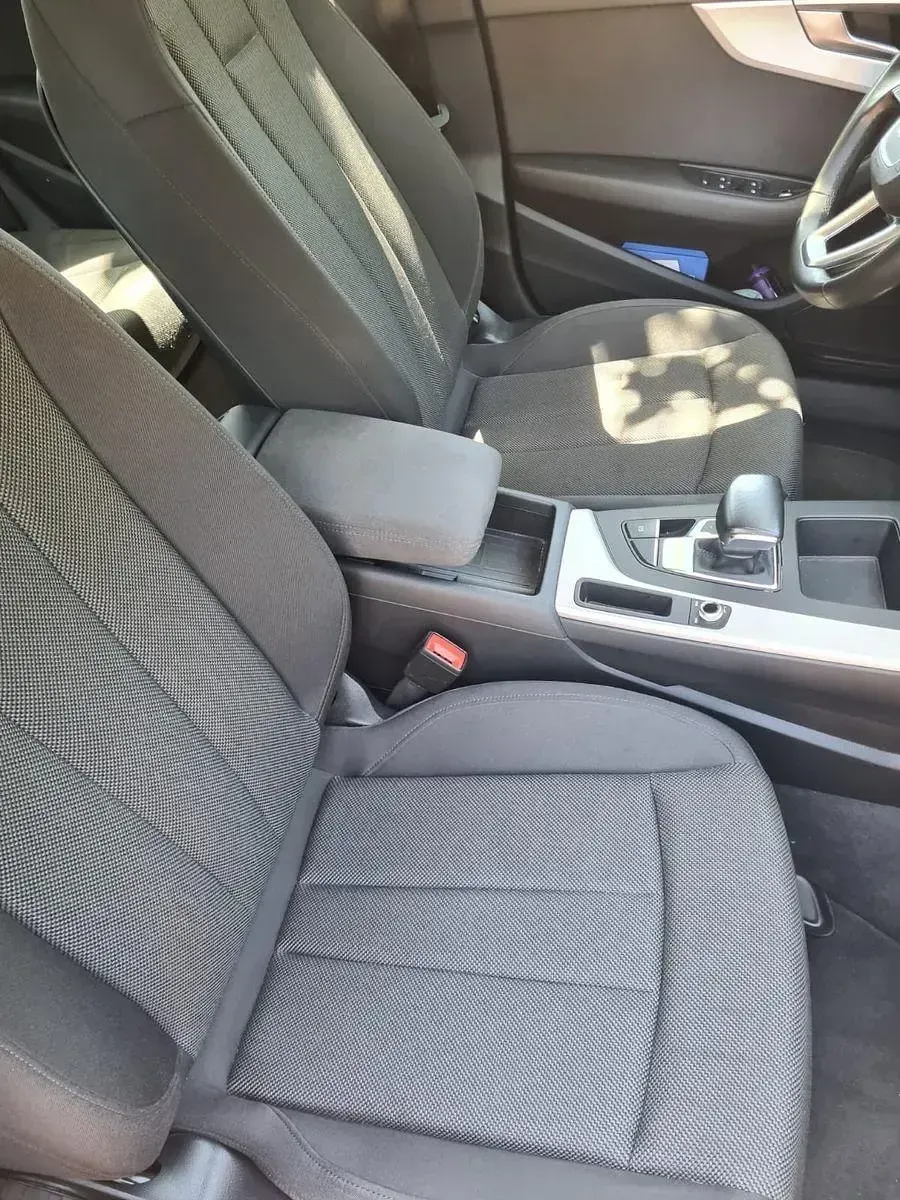 Gebraucht Audi A4 Ambiente 163 PS (119 kW) 2023 Schwarz Kombi