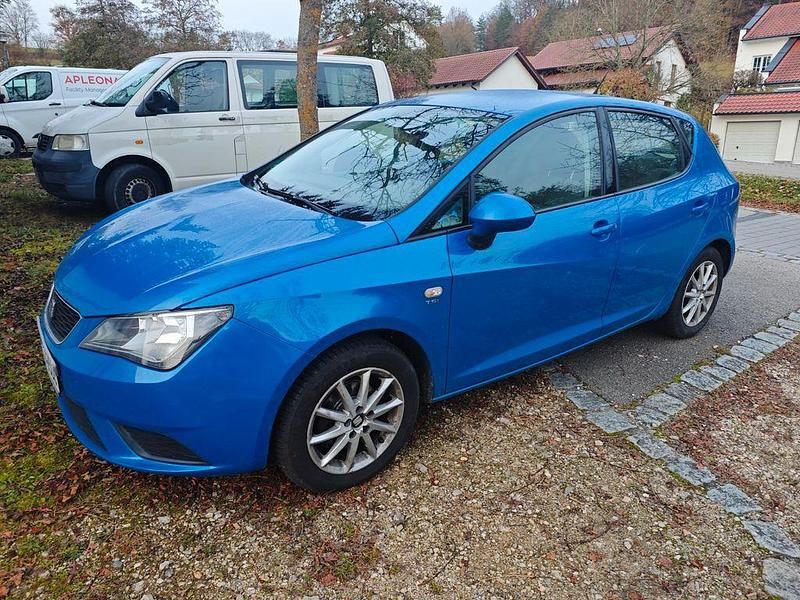 Blau Gebraucht 2014 Seat Ibiza Style Kleinwagen | 5.600 € (Fairer Preis) - Bild 1/4