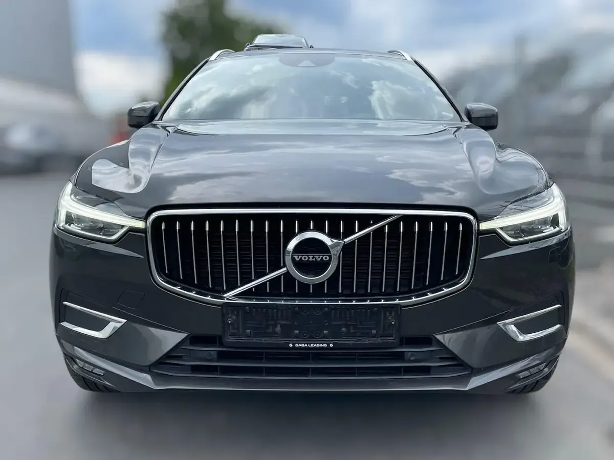 Second-hand Volvo XC60 Inscription 190 CP (139 kW) 2020 Gri SUV