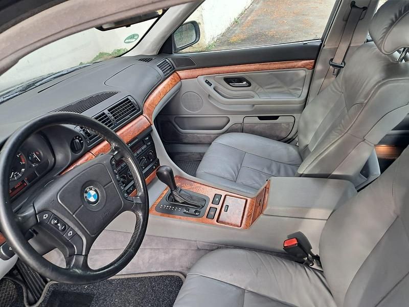 Gebraucht BMW 740 300 PS (220 kW) 1995 Schwarz Limousine