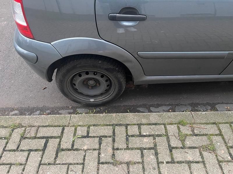 Gebraucht Citroën C3 75 PS (55 kW) 2009 Andere farben Kleinwagen