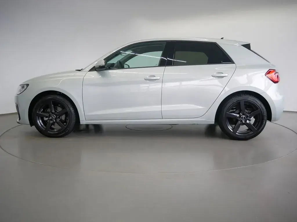 Gebraucht Audi A1 Sportback Advanced 116 PS (85 kW) 2025 Tausilber metallic Kleinwagen