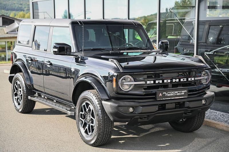 Neu Ford Bronco Outer Banks 334 PS (245 kW) 2025 Iridiumschwarz mica SUV