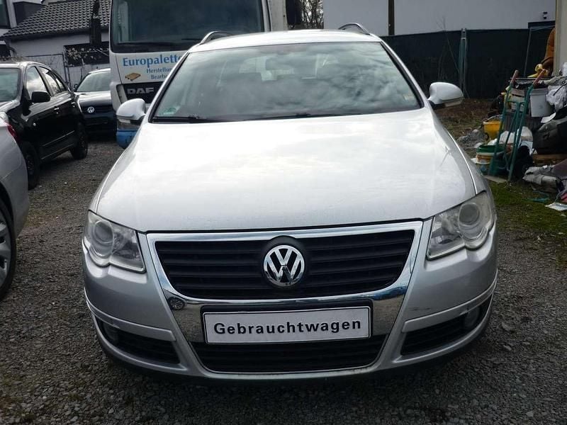 Gebraucht VW Passat 160 PS (117 kW) 2008 Silber Kombi