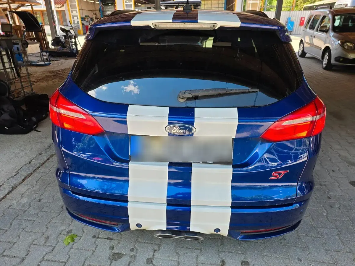 Gebraucht Ford Focus ST 185 PS (136 kW) 2018 Blau Kombi