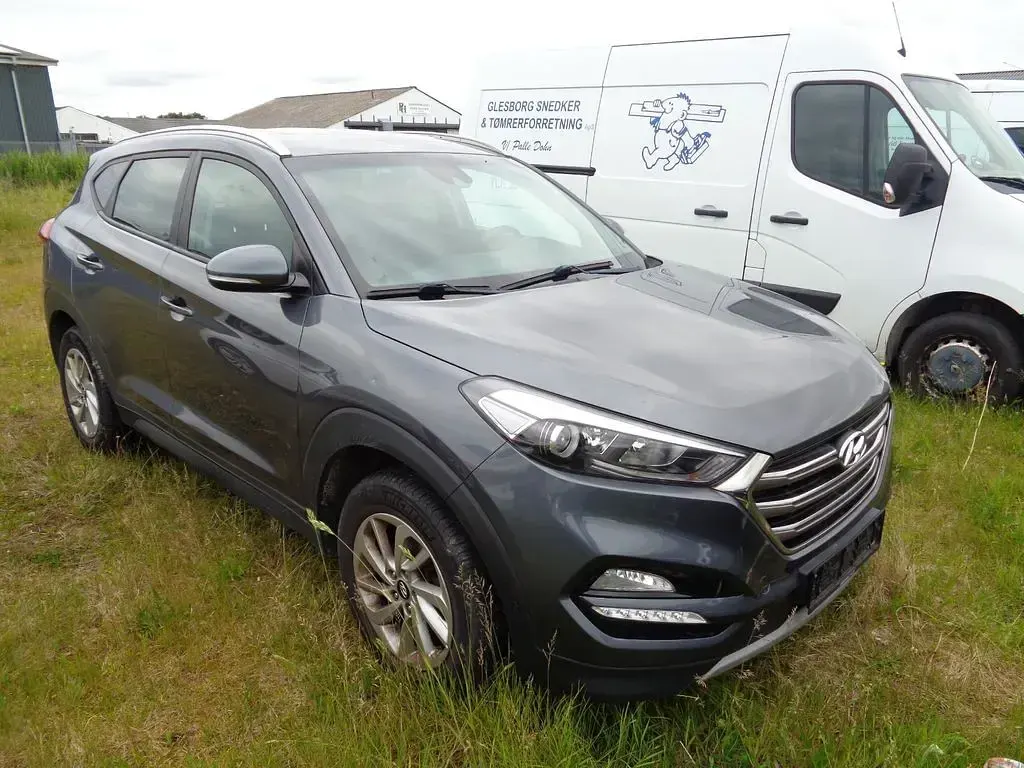Gebraucht Hyundai Tucson Trend 116 PS (85 kW) 2018 Grau SUV
