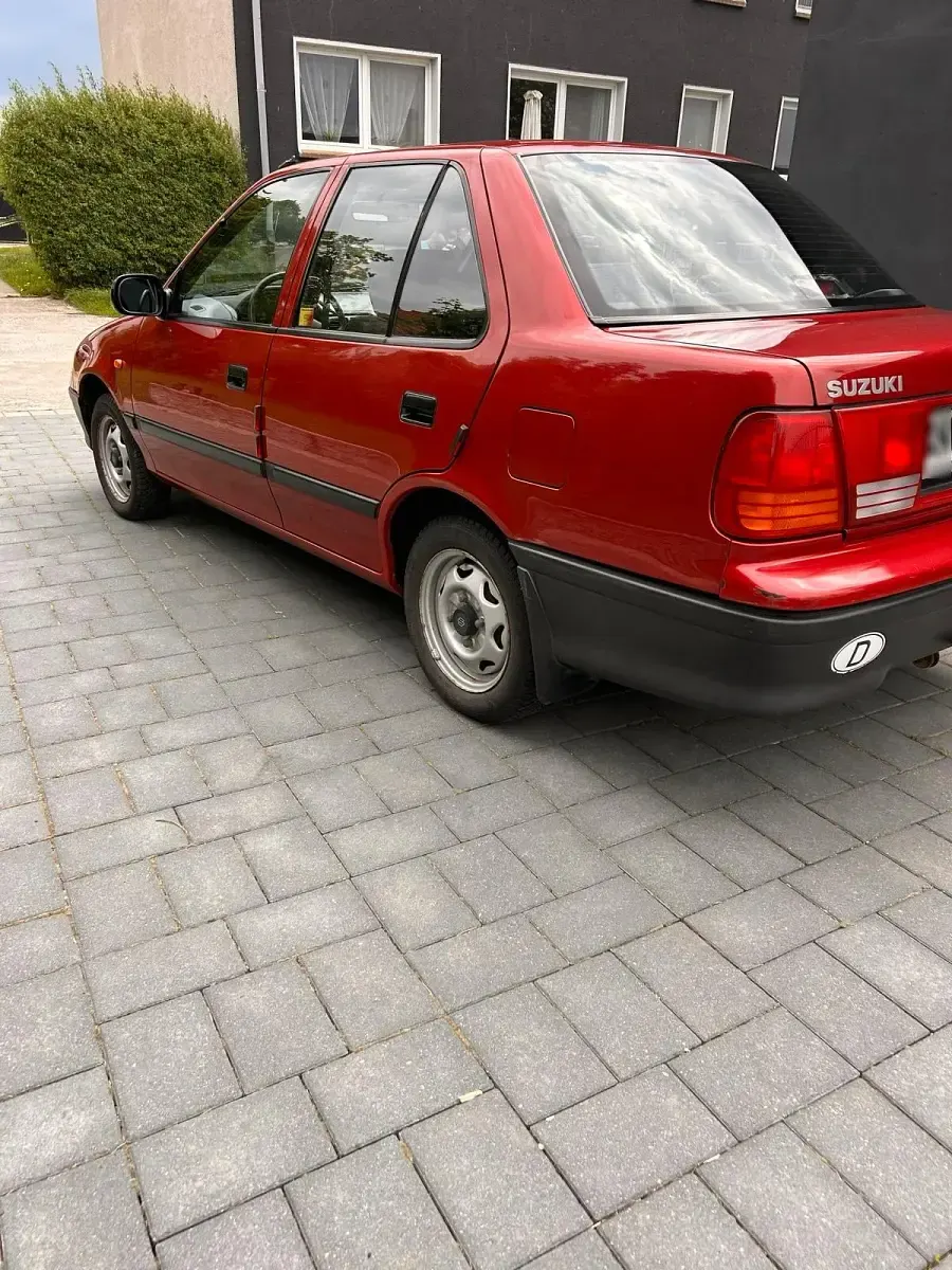 Gebraucht Suzuki Swift 64 PS (47 kW) 1993 Rot Limousine
