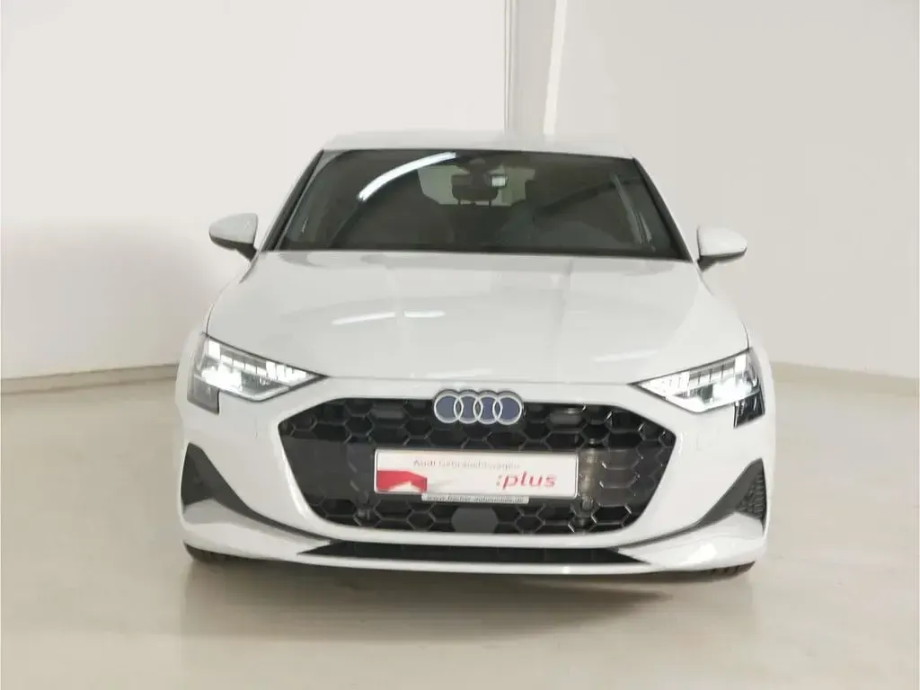 Gebraucht Audi A3 Advanced 204 PS (150 kW) 2025 Weiss Limousine