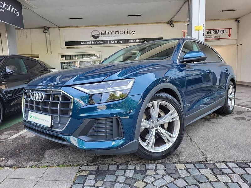 Blau Gebraucht 2021 Audi Q8 SUV | 42.400 € - Bild 1/4