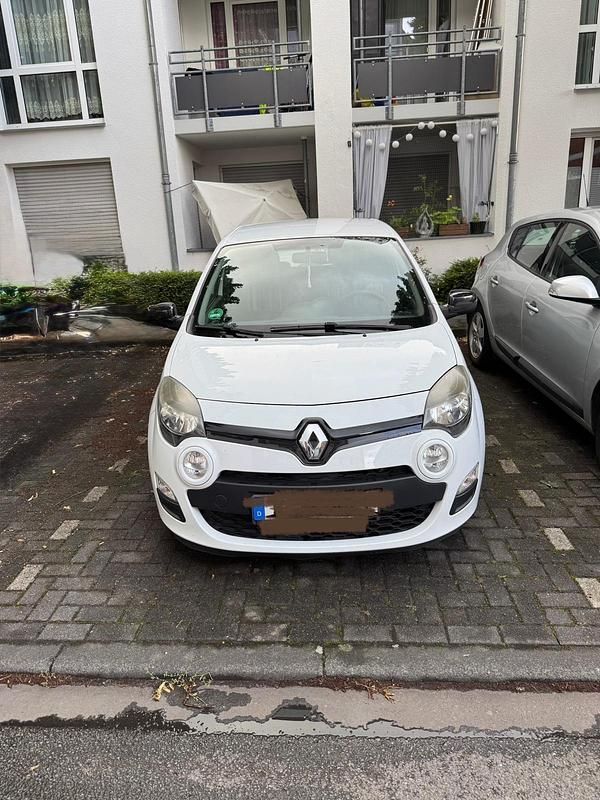 Weiß Gebraucht 2014 Renault Twingo Kleinwagen | 4.300 € (Etwas zu teuer) - Bild 1/4