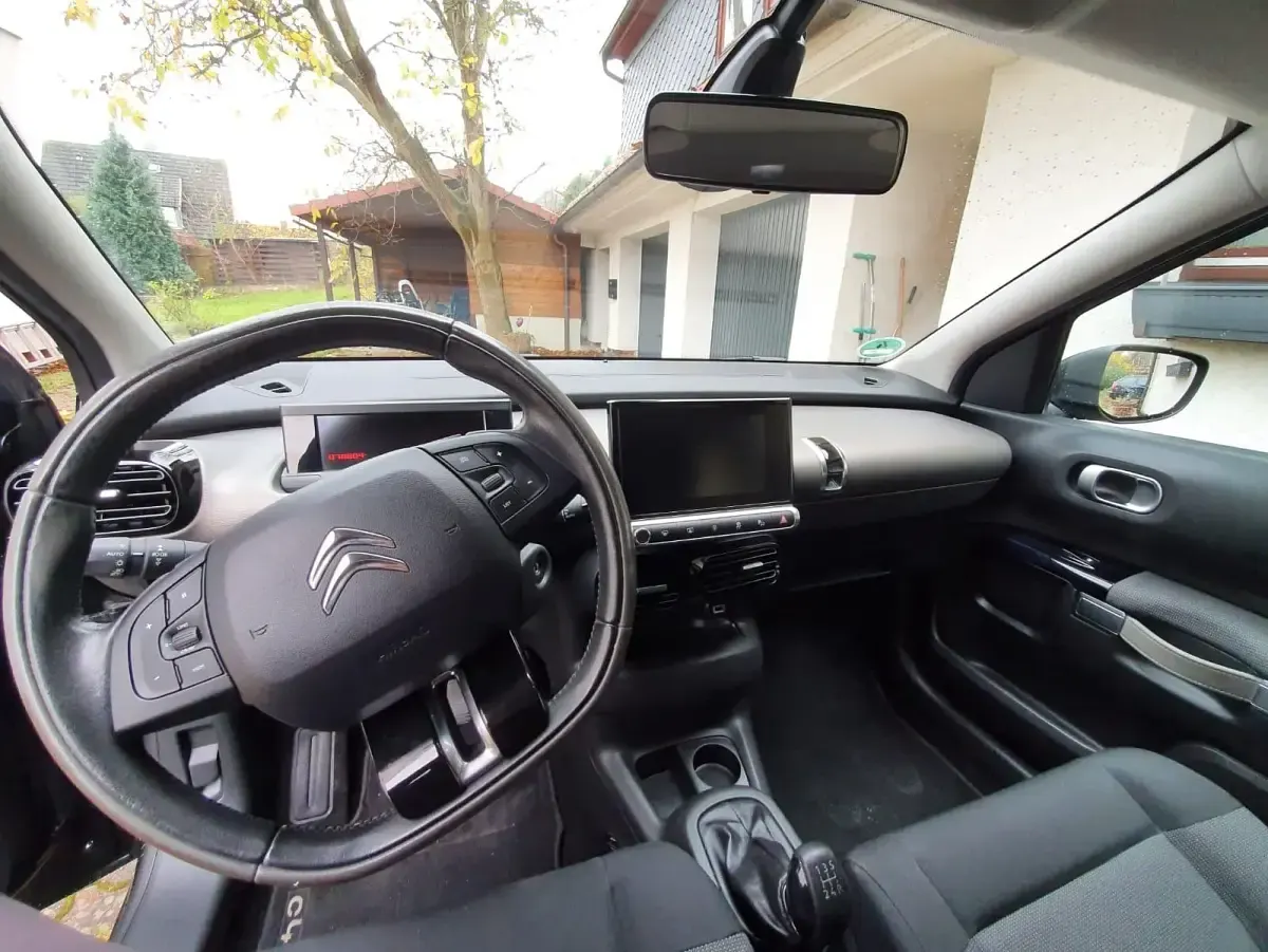 Gebraucht Citroën C4 PureTech 82 PS (60 kW) 2015 Schwarz Limousine