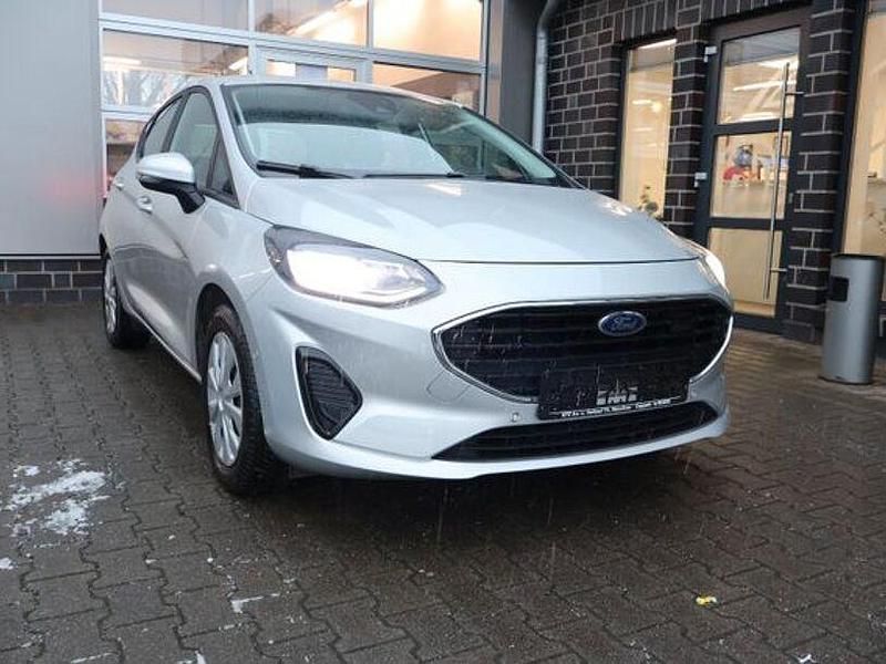 Gebraucht Ford Fiesta Cool & Connect 75 PS (55 kW) 2022 Silber Limousine