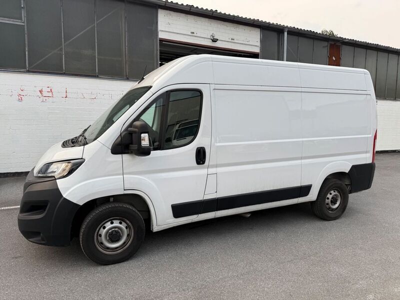 Weiß Gebraucht 2023 Fiat Ducato Van | 28.999 € (Superpreis) - Bild 1/4