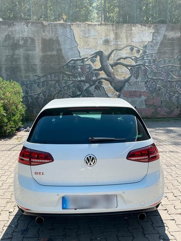 Gebraucht VW Golf VII GTI 230 PS (169 kW) 2013 Weiß Kleinwagen