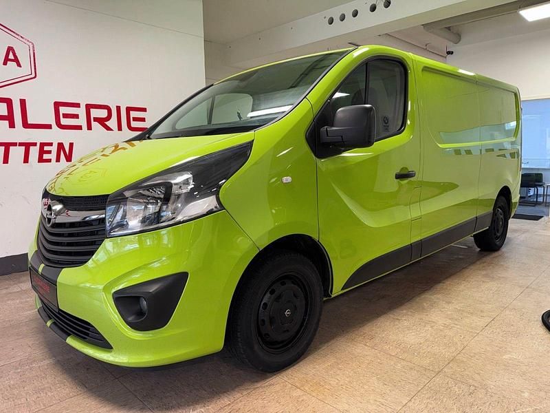 Grün Gebraucht 2017 Opel Vivaro Van | 5.590 € (Superpreis) - Bild 1/4