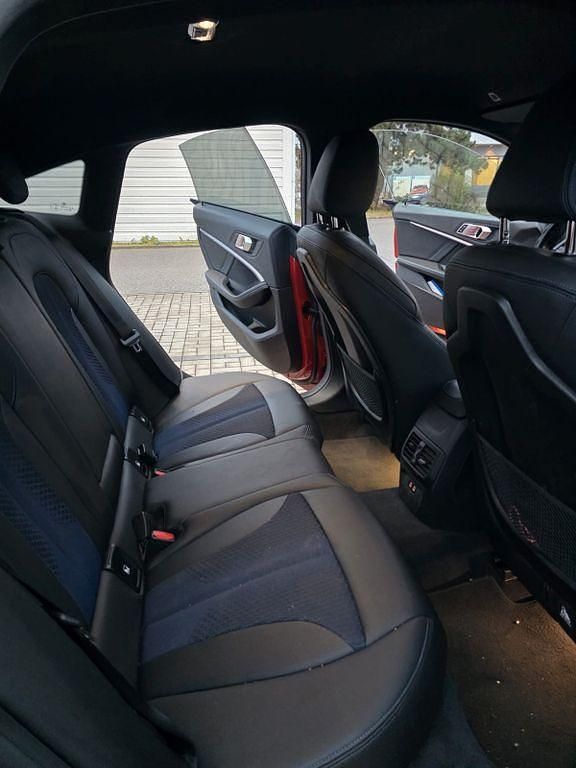 Gebraucht BMW 220 M Sport 178 PS (130 kW) 2021 Rot Coupé