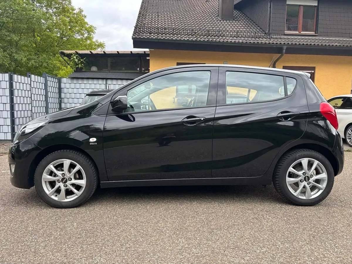 Używany Opel Karl Excite 75 KM (55 kW) 2017 Czarny Hatchback