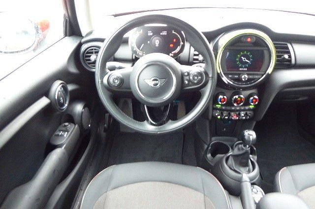 Gebraucht Mini ONE 102 PS (75 kW) 2020 Rot Kleinwagen