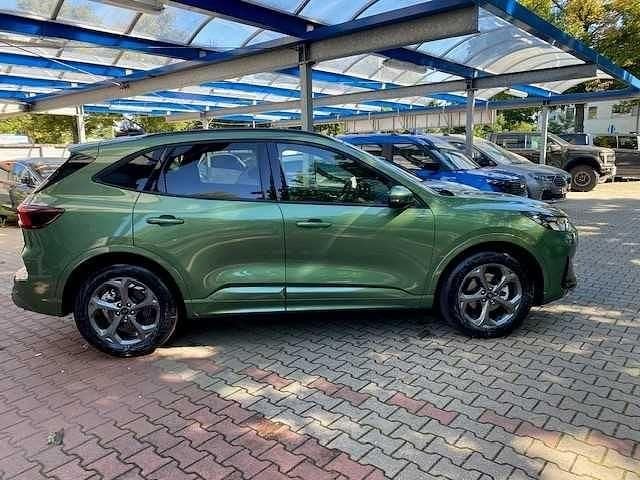Burstinggrünmet Neu 2025 Ford Kuga ST-Line X SUV | 38.880 € (Teuer) - Bild 1/1