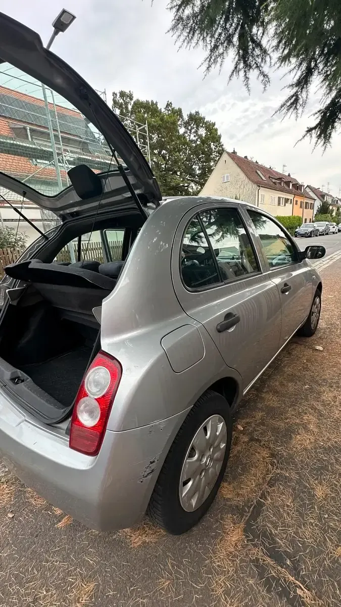 Usata Nissan Micra 80 CV (58 kW) 2004 Argento Utilitaria