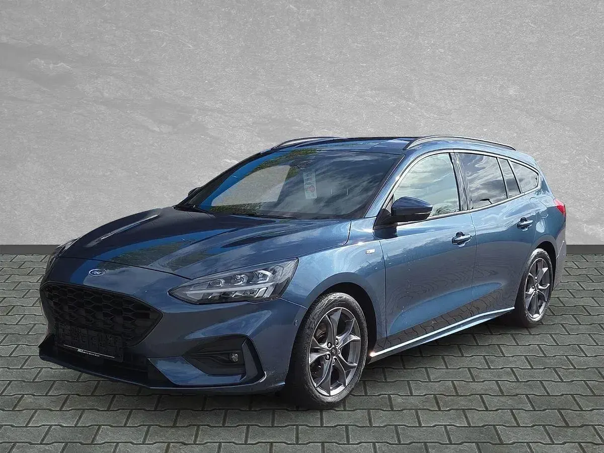 Gebraucht Ford Focus ST-Line 155 PS (114 kW) 2022 Limousine