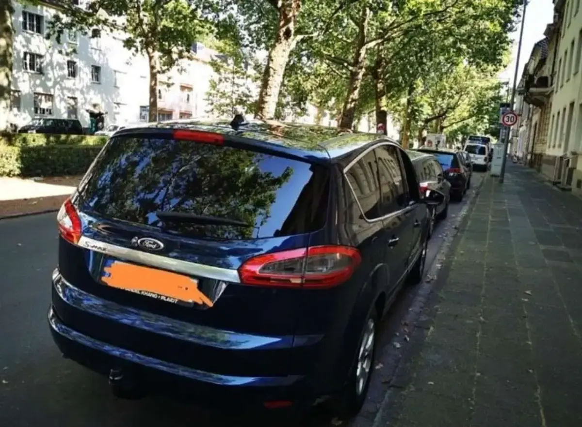 Gebraucht Ford S-MAX Trend 163 PS (119 kW) 2011 Van / Kleinbus