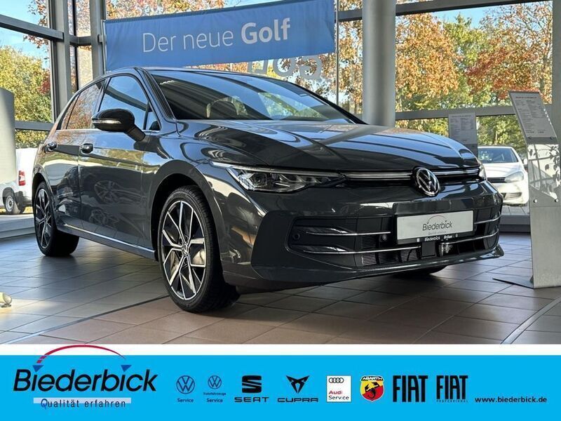 Grau Gebraucht 2024 VW Golf VIII Edition Limousine | 37.490 € (Teuer) - Bild 1/4