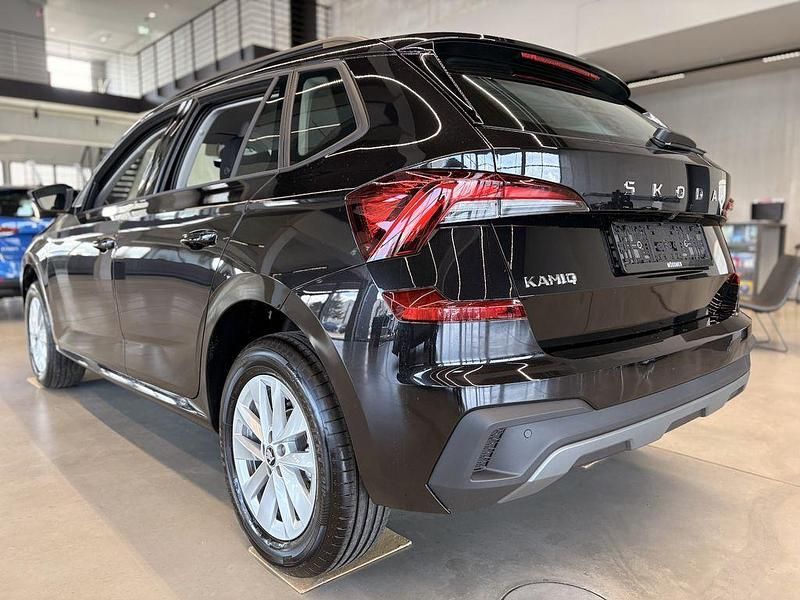 Neu Skoda Kamiq Selection 150 PS (110 kW) 2026 Schwarz SUV
