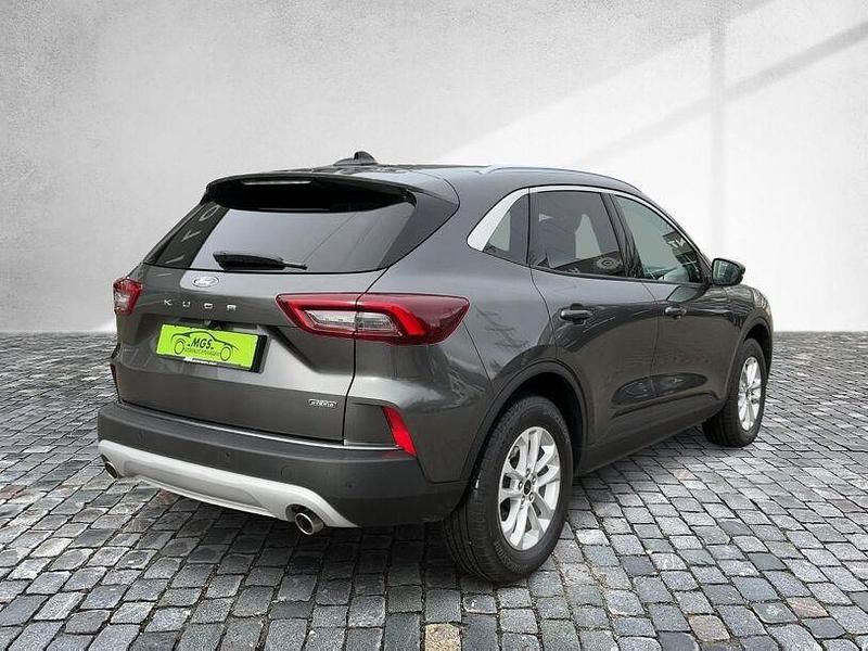 Gebraucht Ford Kuga Titanium 152 PS (111 kW) 2024 Grau SUV