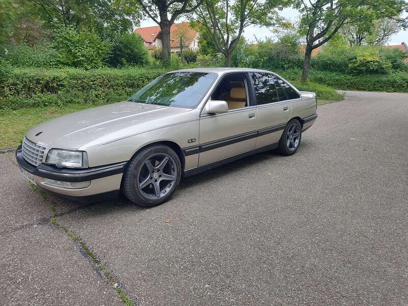 Beige Gebraucht 1990 Opel Senator Limousine | 14.900 € - Bild 1/4