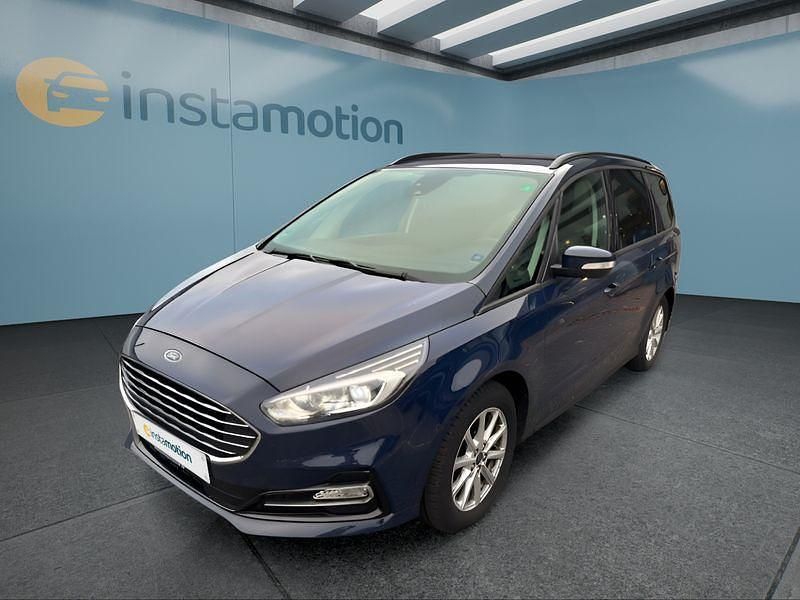 Blau Gebraucht 2022 Ford Galaxy Trend Van / Kleinbus | 24.249 € (Fairer Preis) - Bild 1/4