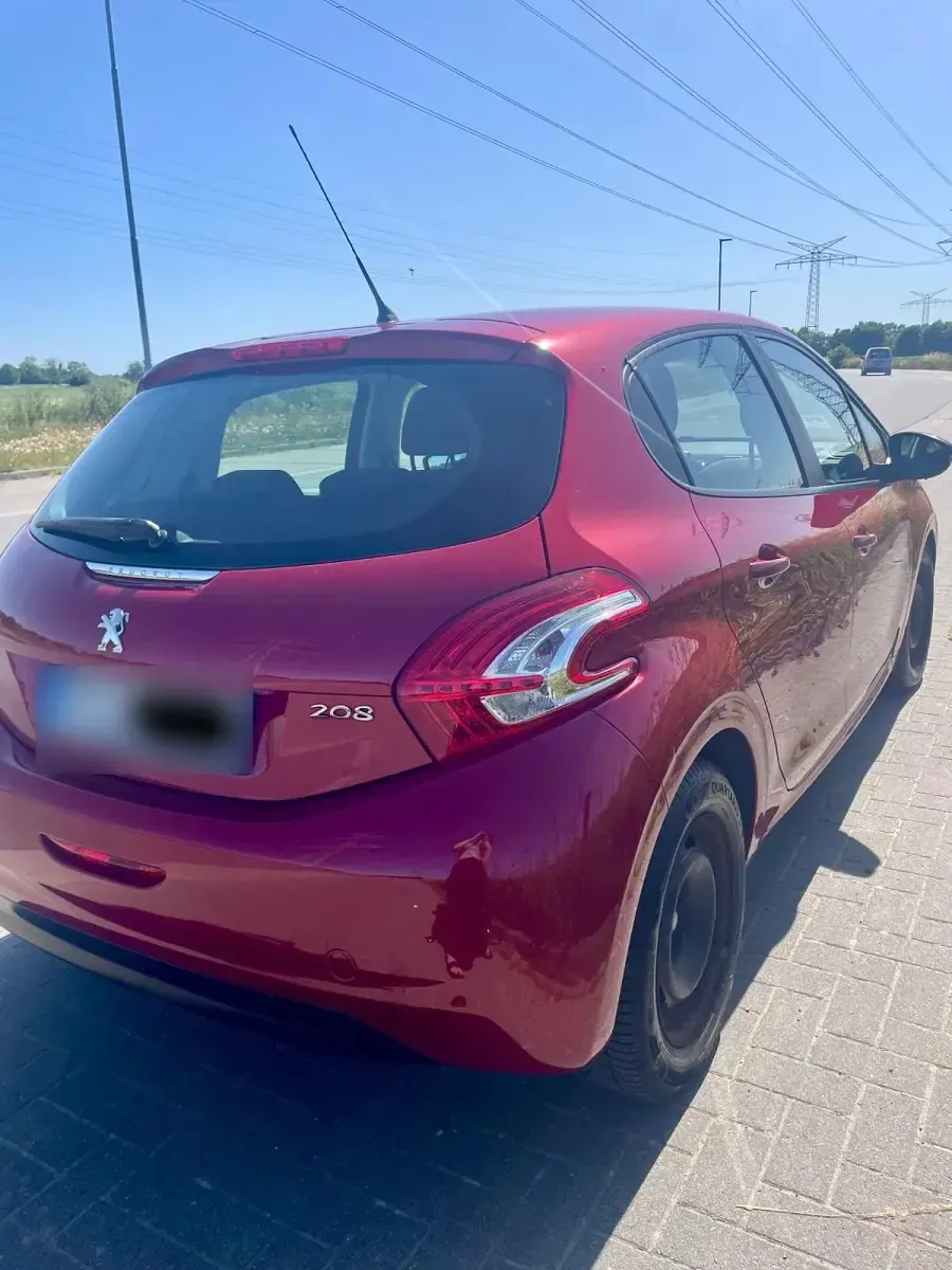Gebraucht Peugeot 208 90 PS (66 kW) 2012 Rot Kleinwagen