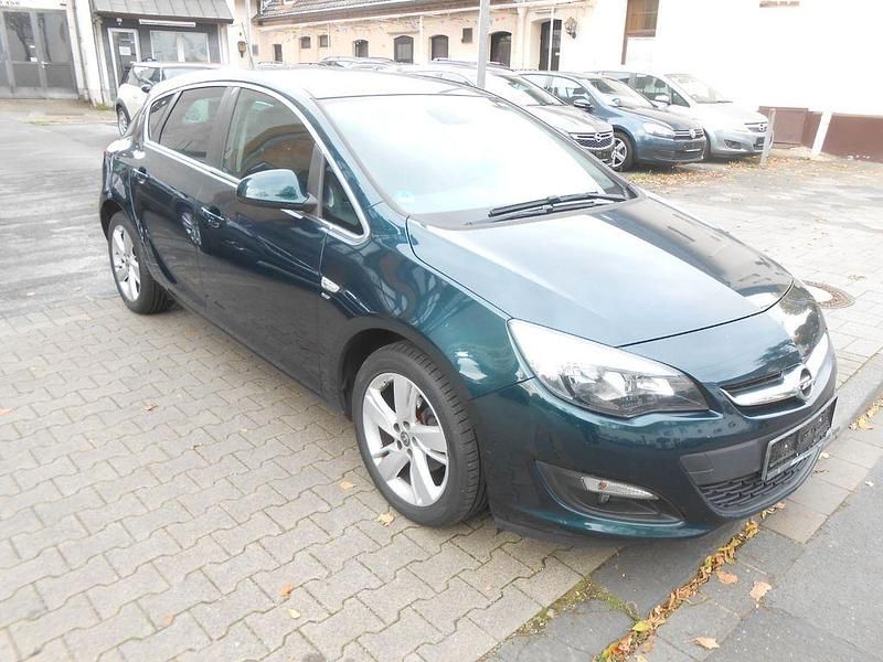Gebraucht Opel Astra Energy 120 PS (88 kW) 2014 Grün Limousine