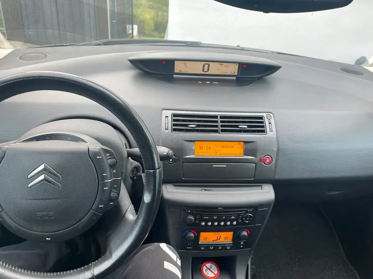 Gebraucht Citroën C4 120 PS (88 kW) 2008 Schwarz Kombi