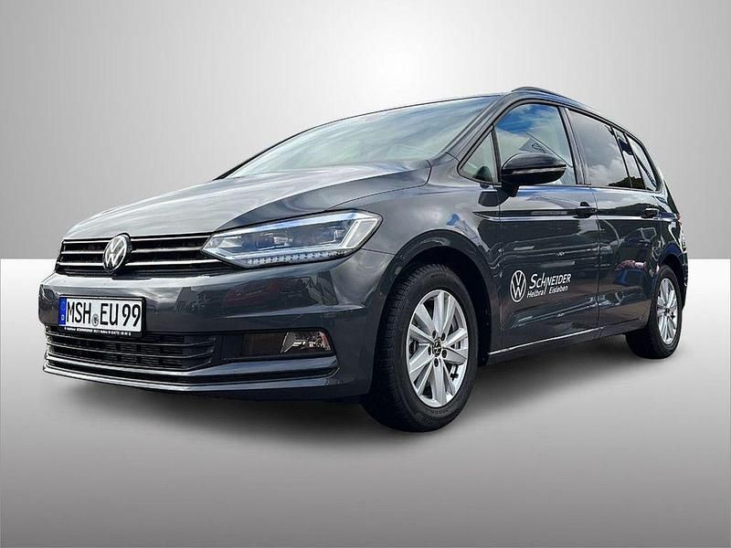 Gebraucht VW Touran Highline 150 PS (110 kW) 2025 Grau Van / Kleinbus