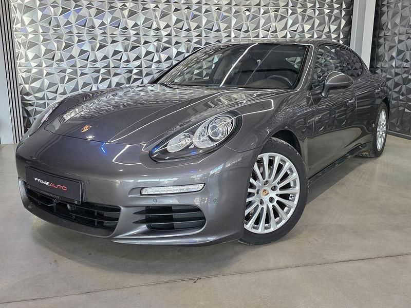 Gebraucht Porsche Panamera 250 PS (183 kW) 2013 Grau Kleinwagen