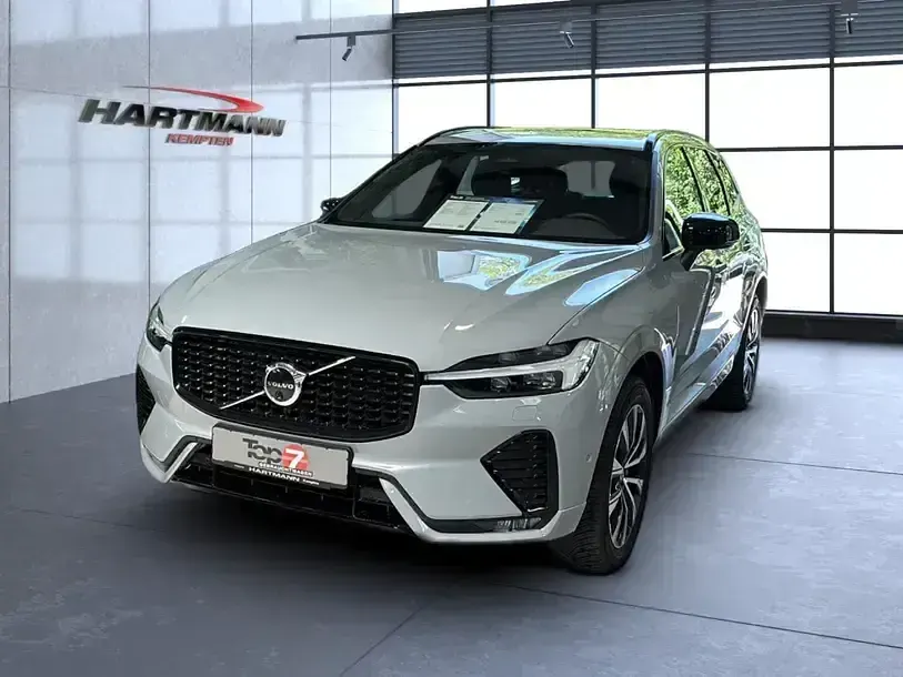 Gebraucht Volvo XC60 Plus 250 PS (183 kW) 2025 Vapour grey (metallic) SUV