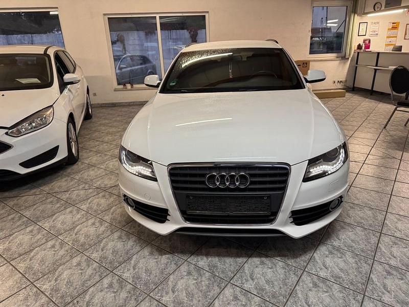 Gebraucht Audi A4 S-Line 179 PS (131 kW) 2009 Weiß Kombi