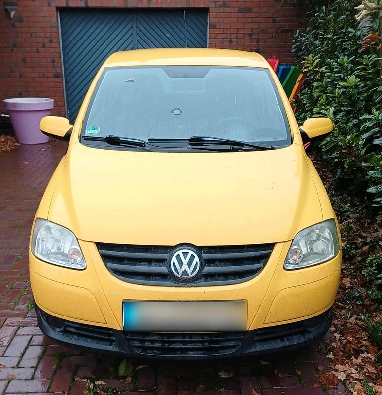 Gebraucht VW Fox 55 PS (40 kW) 2010 Gelb Kleinwagen