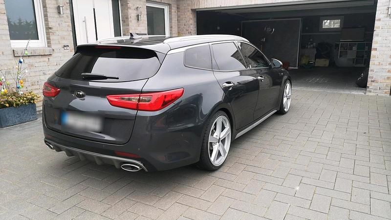 Gebraucht Kia Optima GT-Line 141 PS (103 kW) 2017 Grau Kombi