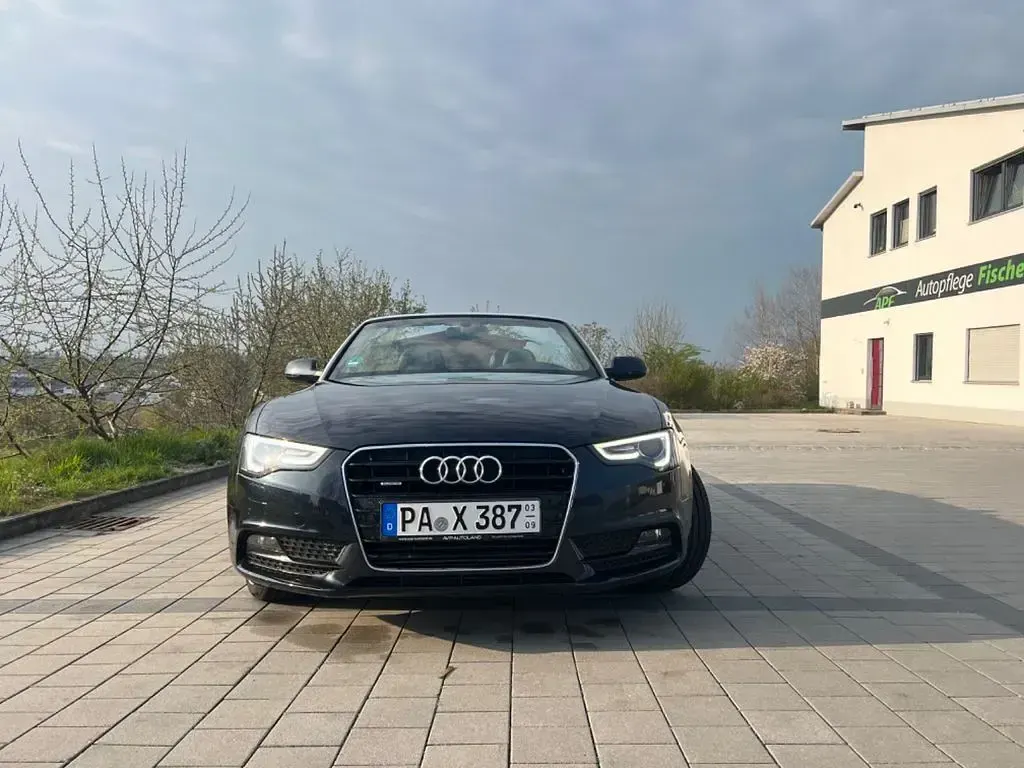 Gebraucht Audi A5 Cabriolet Sport 245 PS (180 kW) 2013 Blau Cabrio