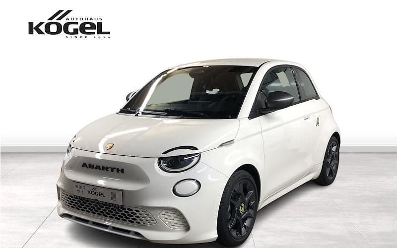 Weiß Neu 2025 Abarth 500e Kleinwagen | 28.990 € (Guter Preis) - Bild 1/4