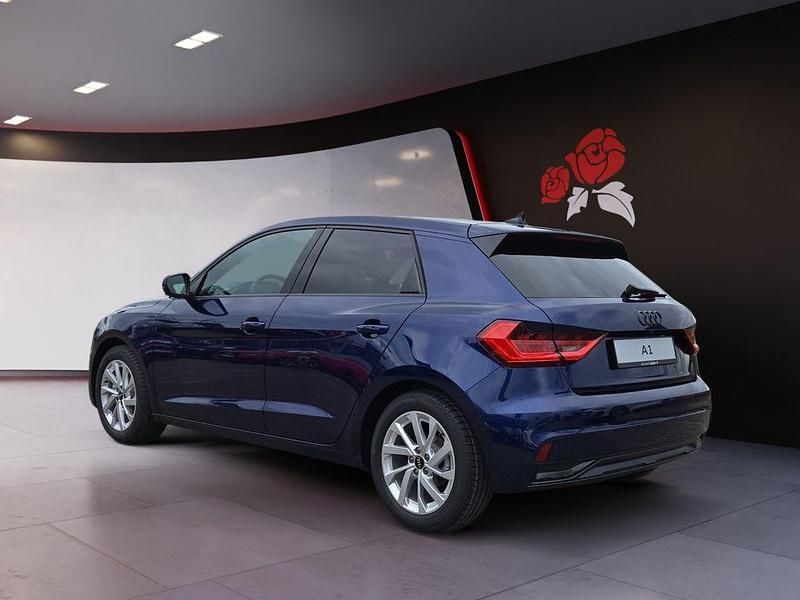 Gebraucht Audi A1 Sportback Advanced 116 PS (85 kW) 2025 Navarrablau metallic Kleinwagen